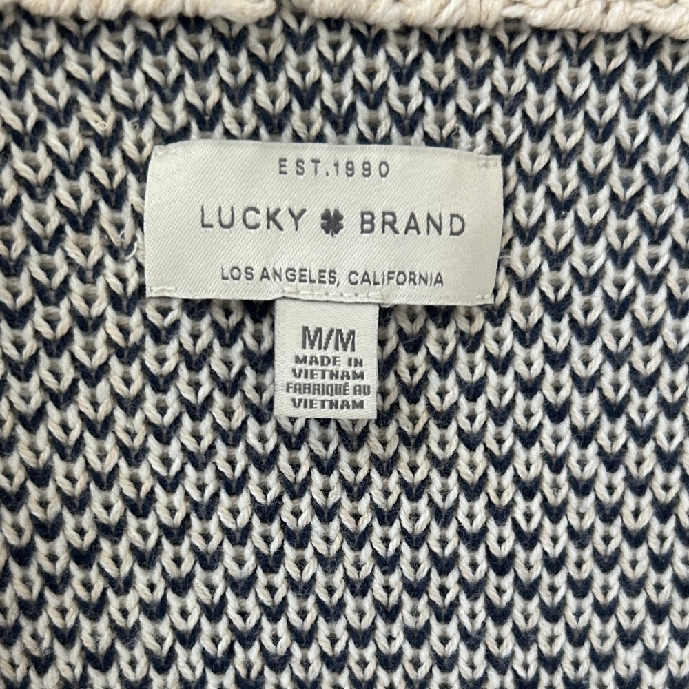 Lucky Brand Cream and Blue Patterned Shawl Collar Cardigan
1 medium
1 large - Picture 2 of 5